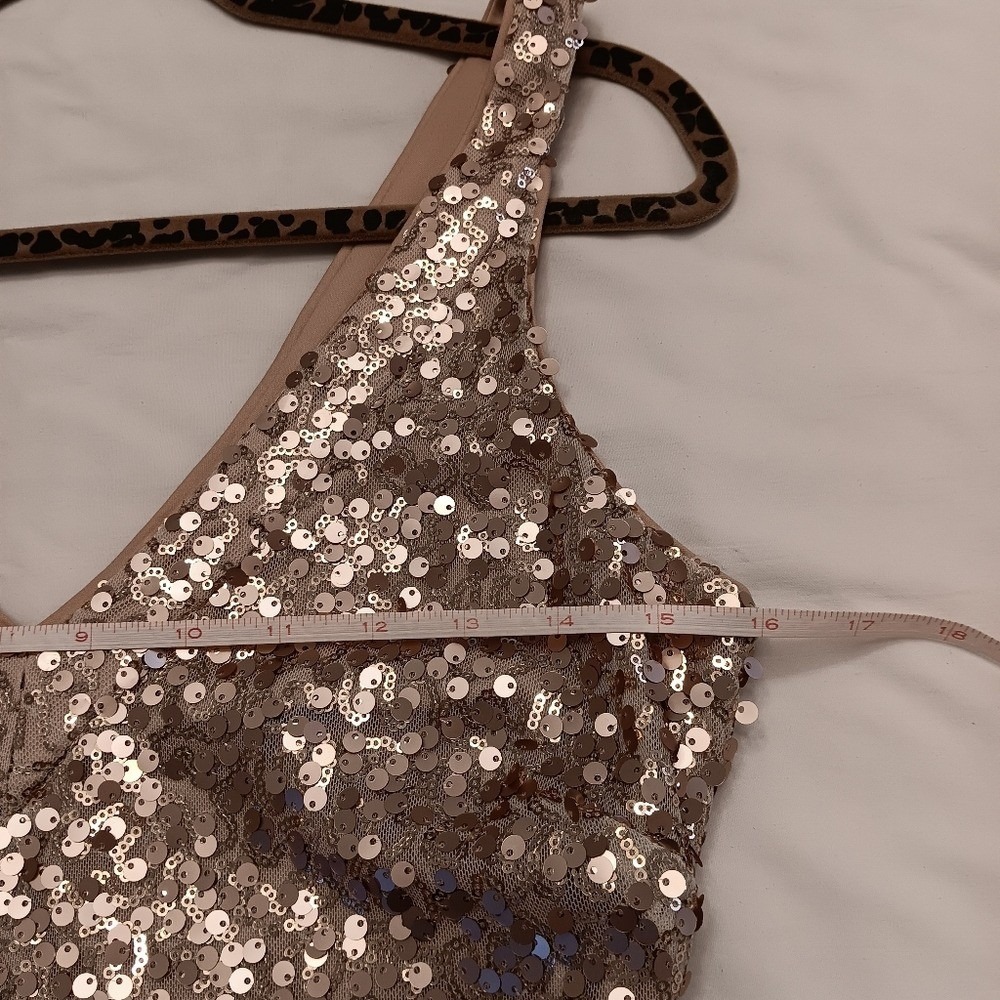 Guess V neck Sequin dress, cocktail‎   - Size Small - Picture 10 of 11